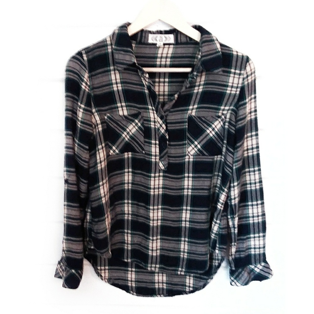 Plaid Button Down Top Size Medium